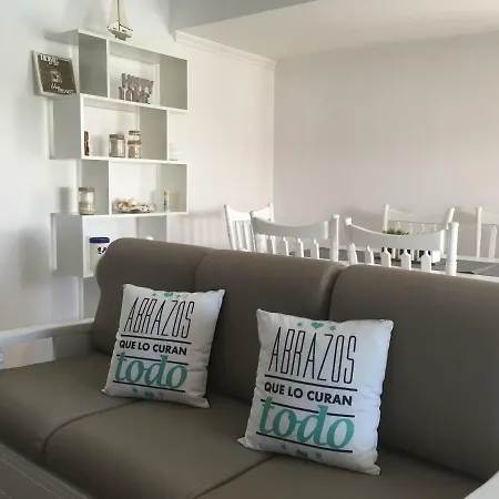 Townhouse El Mar * 普拉亚戴尔雷安格莱斯
